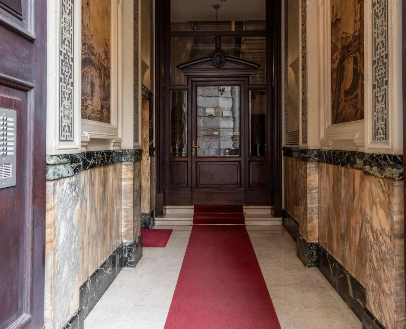 מילאנו Stunning Cupola Apt-Steps From San Babila & Duomo